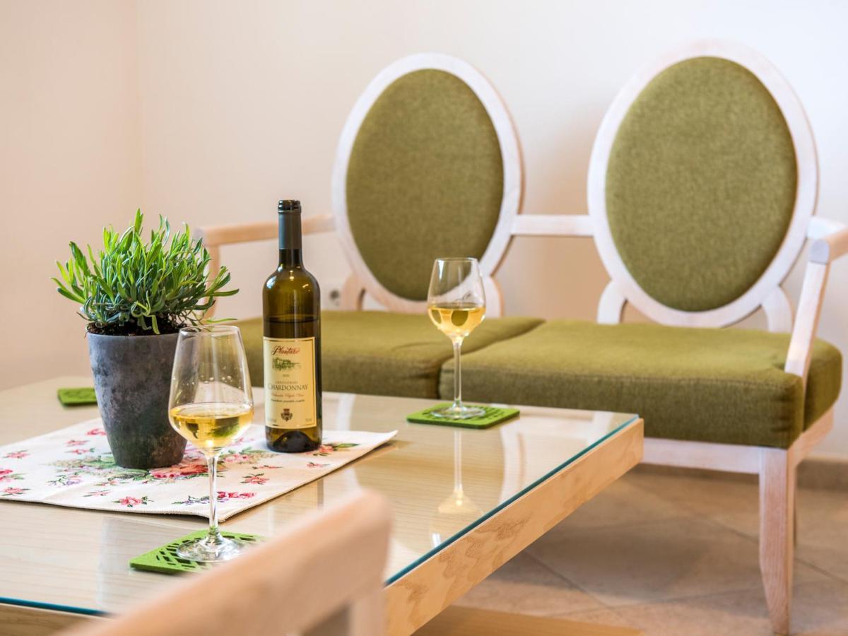 Green Home Apartments コトル エクステリア 写真