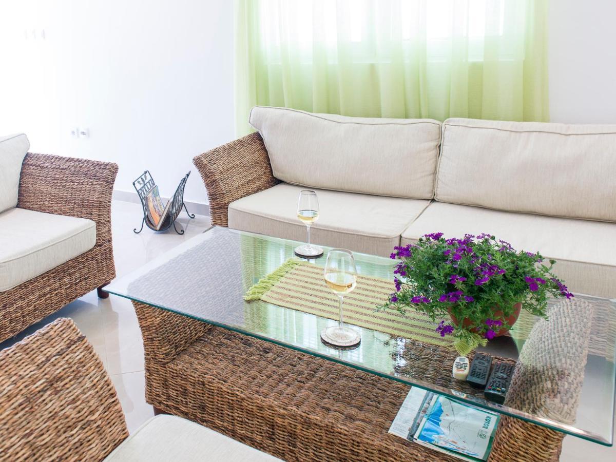 Green Home Apartments コトル エクステリア 写真
