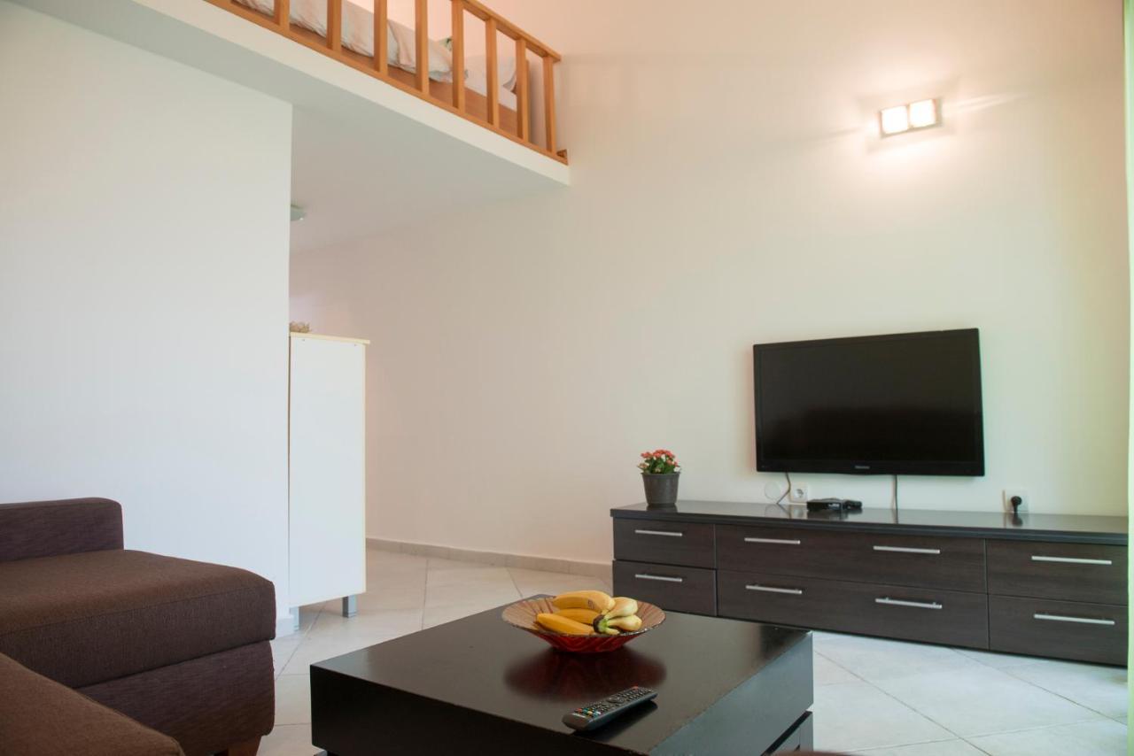 Green Home Apartments コトル エクステリア 写真