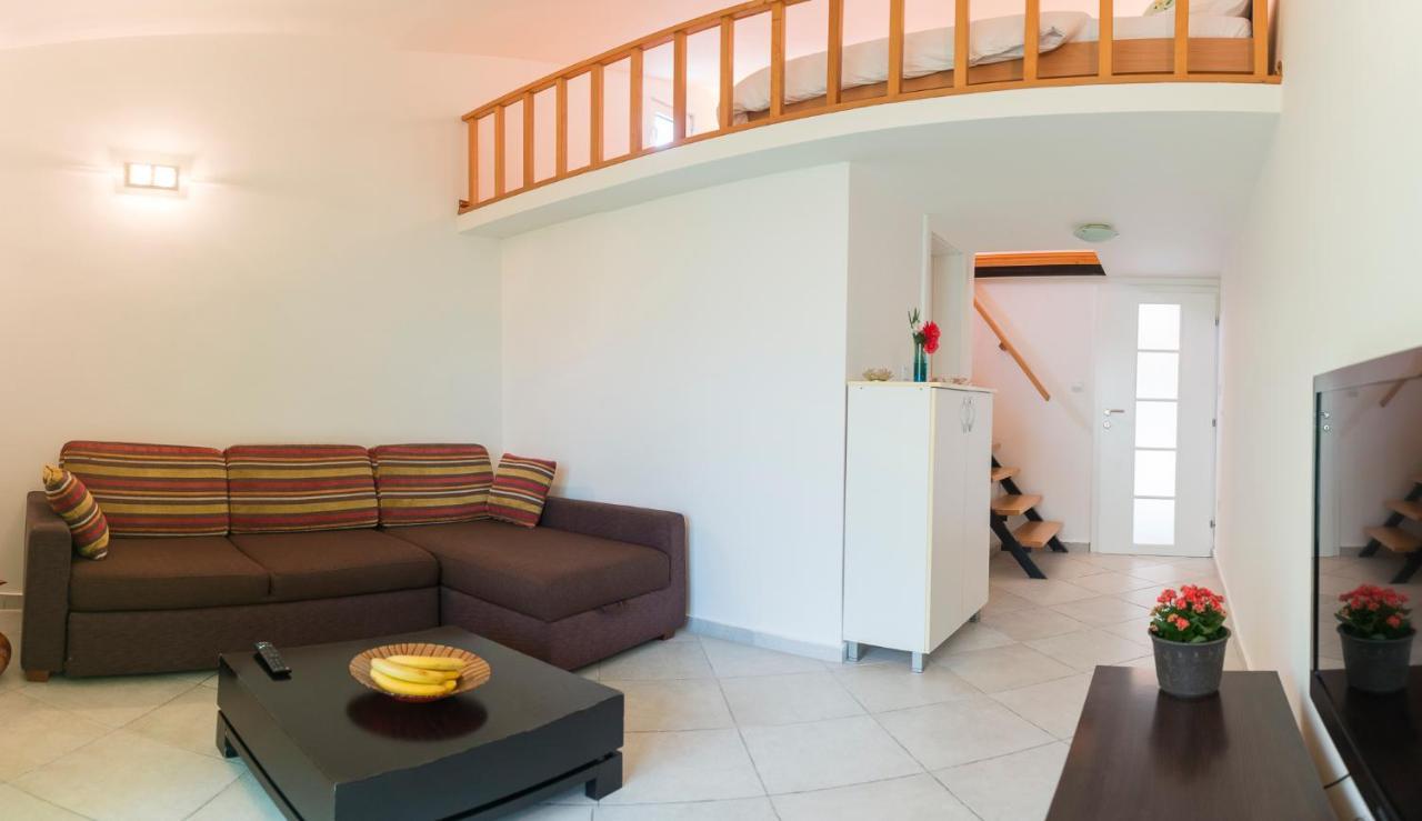 Green Home Apartments コトル エクステリア 写真